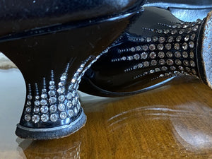 Chaussures de bal, talon en strass, vers 1909