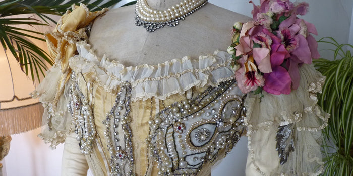 1870-1889 Antique Dresses