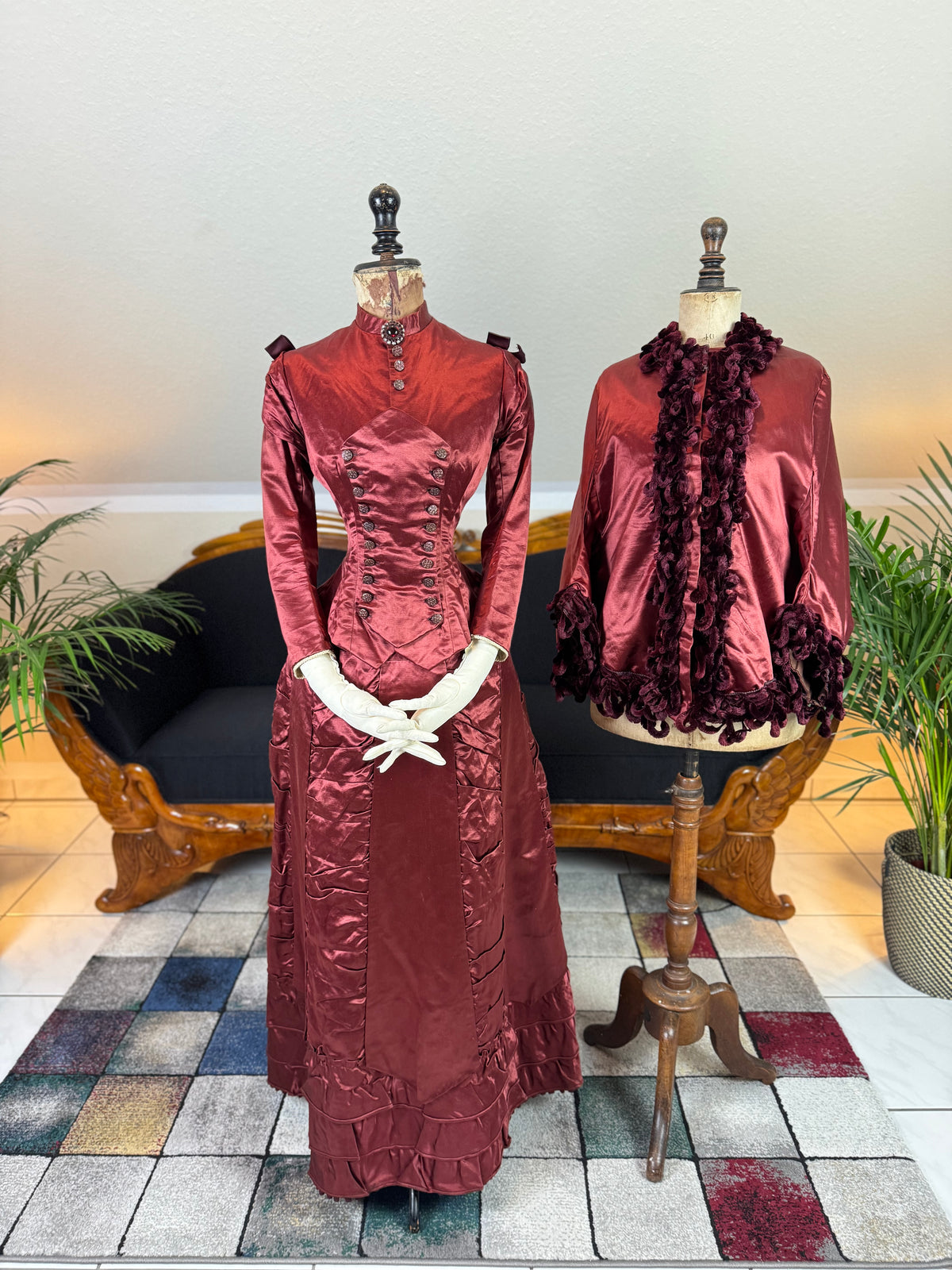 Ensemble de visite victorien antique, vers 1883