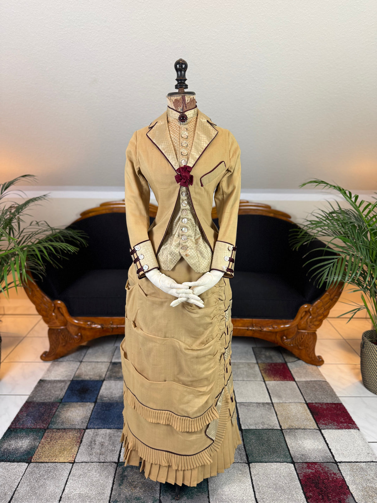 Robe de visite antique de style princesse, vers 1878