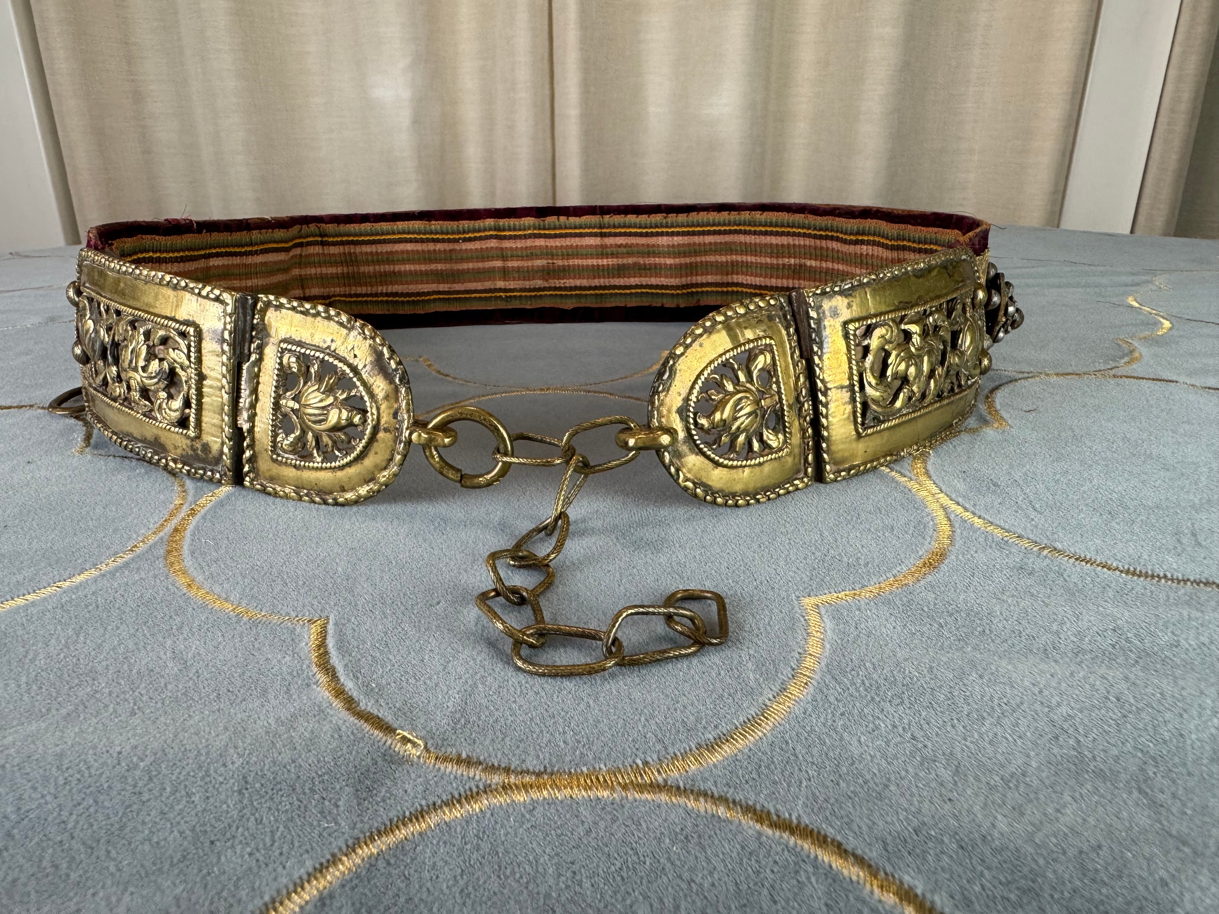 Antique Belts – ANTIQUE GOWN