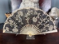 Lace Evening Fan ca. 1870 – Antique Fan in Duvelleroy Box