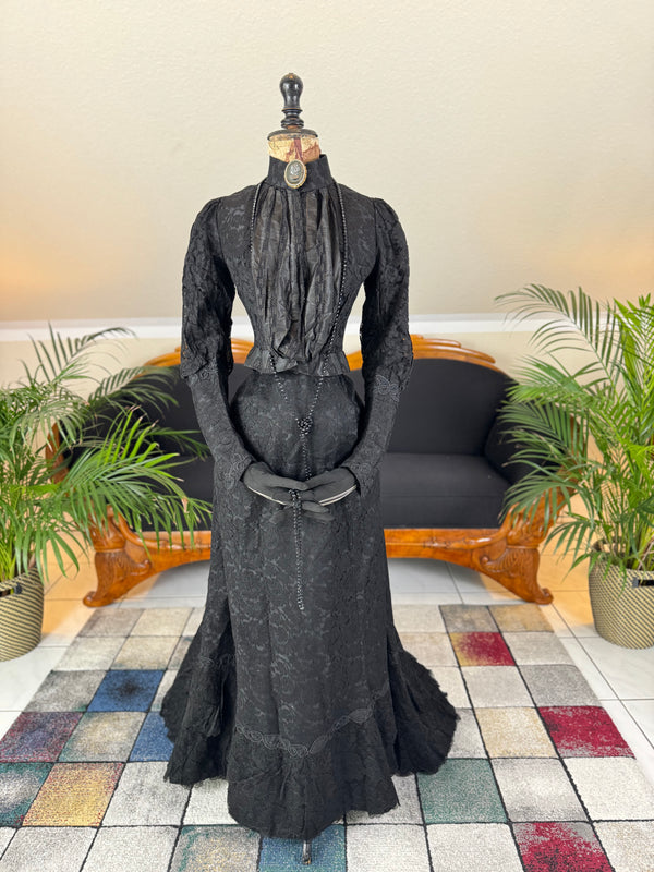 antique black dress Vintage Edwardian Romantic Witchy Silk Wrapper 5X while supplies last. Vintage Black A-Line Dress with