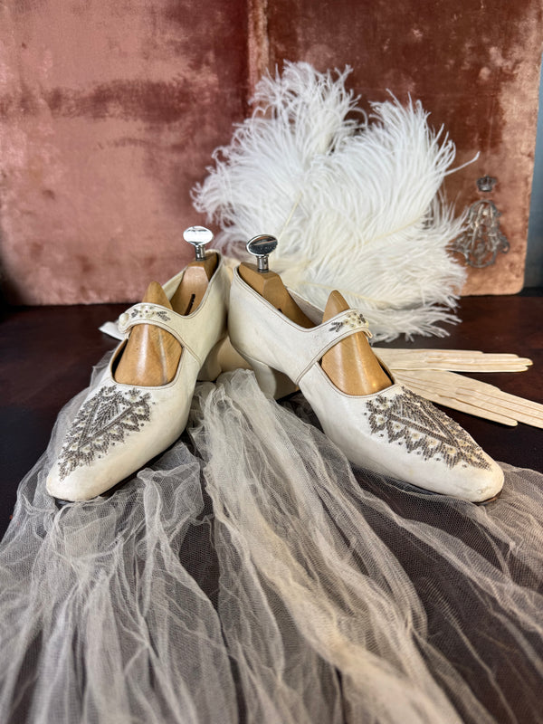 Antique Evening Shoes in Goatskin Leather, England, ca. 1907