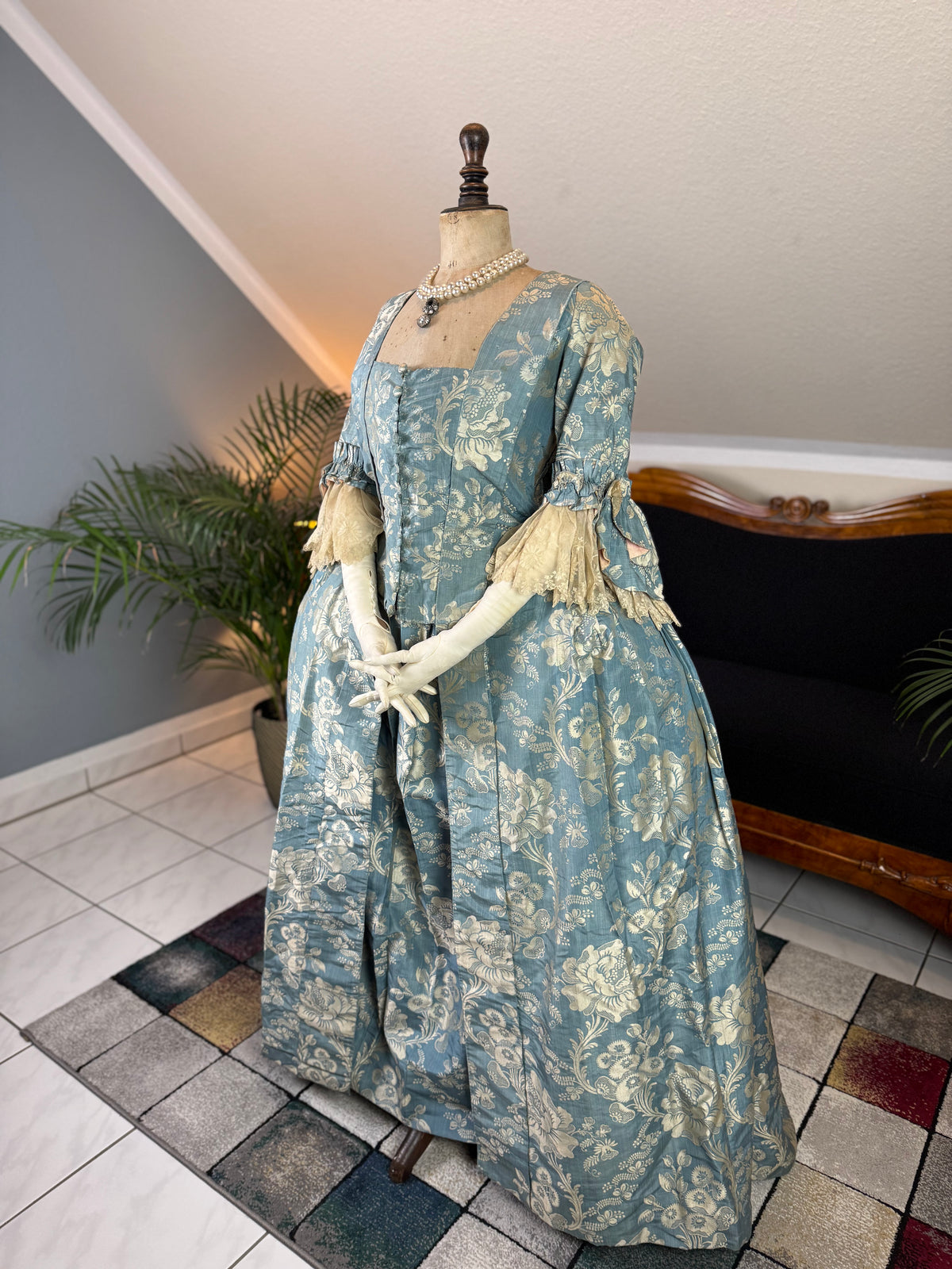 Robe à la Française in blue and cream silk damask – Authentic Eighteenth‑Century Gown, ca. 1770