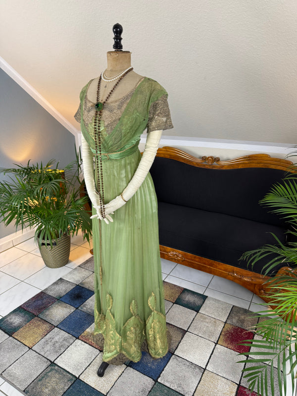 ALBERT FRANCK Art Nouveau Evening Gown, Frankfurt am Main, ca. 1911 - Rare Royal Court Supplier Dress