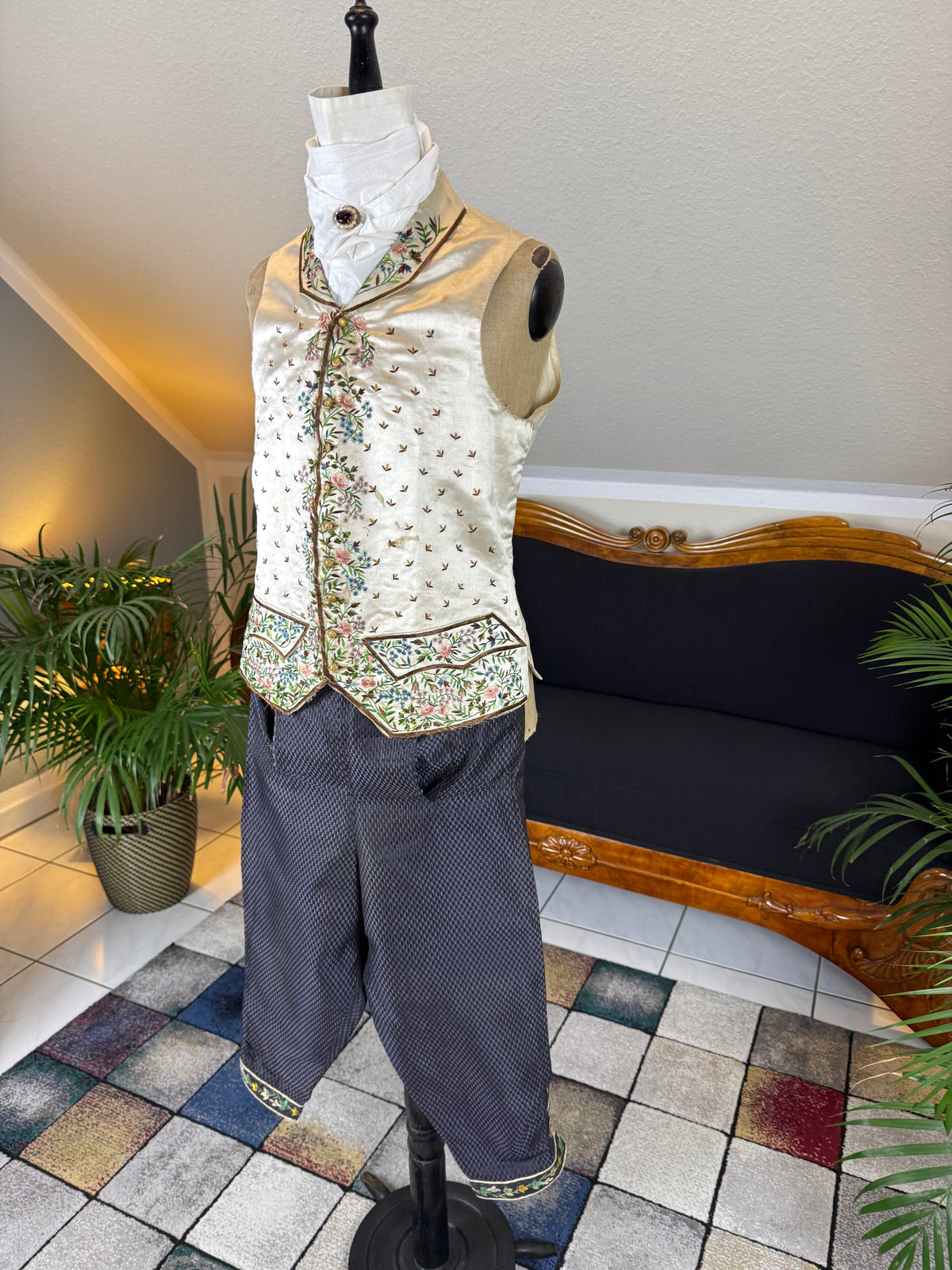 Antique Waistcoat & Blue Silk Knee‑Length Trousers, ca. 1790 – Embroidered Floral Menswear Ensemble