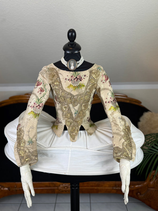 1700-1829 Antique Dresses ANTIQUE GOWN 1700-1829 Antique Dresses ANTIQUE GOWN
