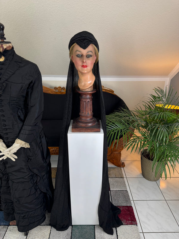 ROYAL Collection of mourning clothes and accessories, from the estate of the Kingdom of Württemberg, Stuttgart, c. 1890