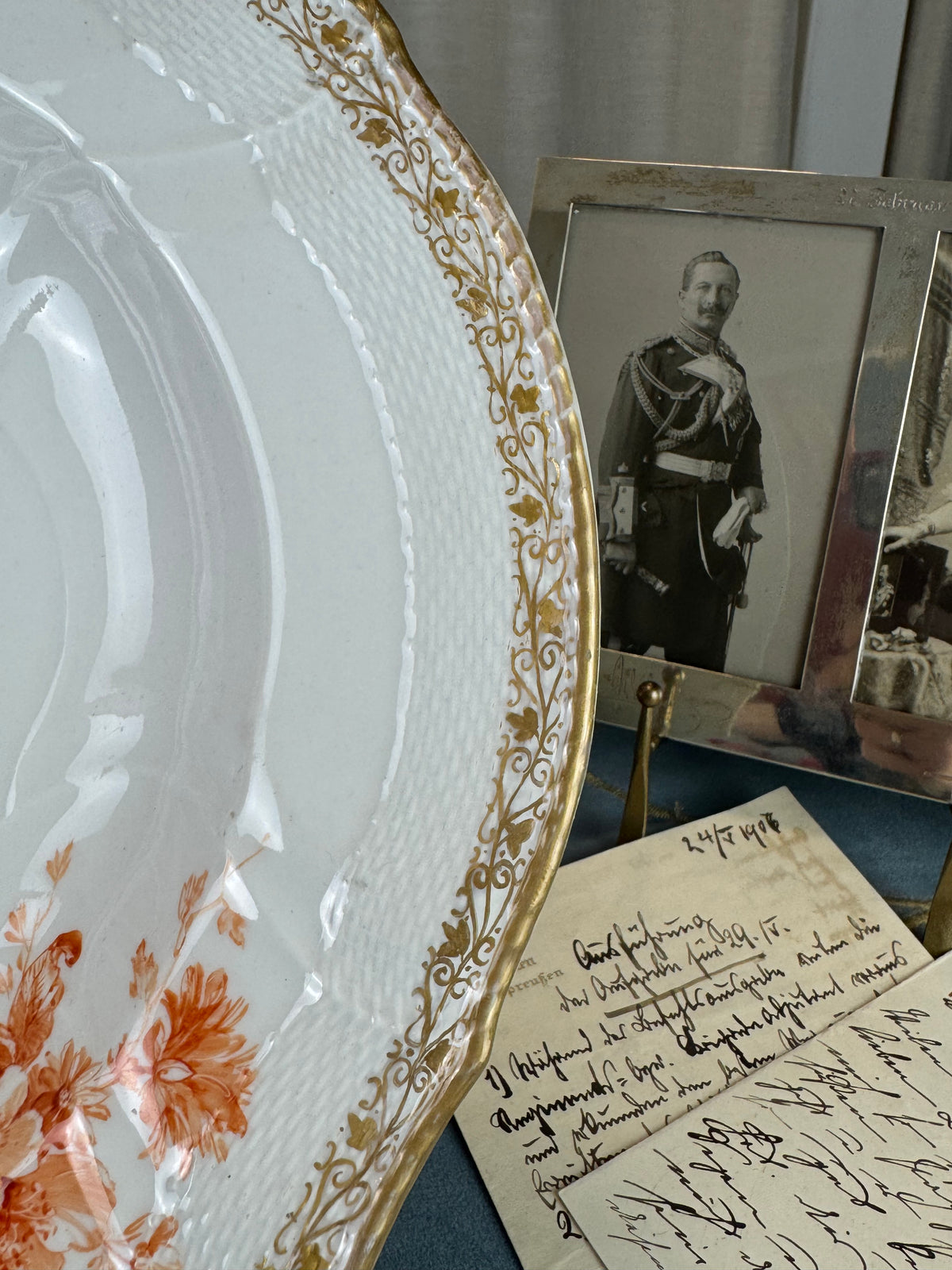 Neuosier Large Serving Platter, Kaiser Wilhelm II, ca. 1900
