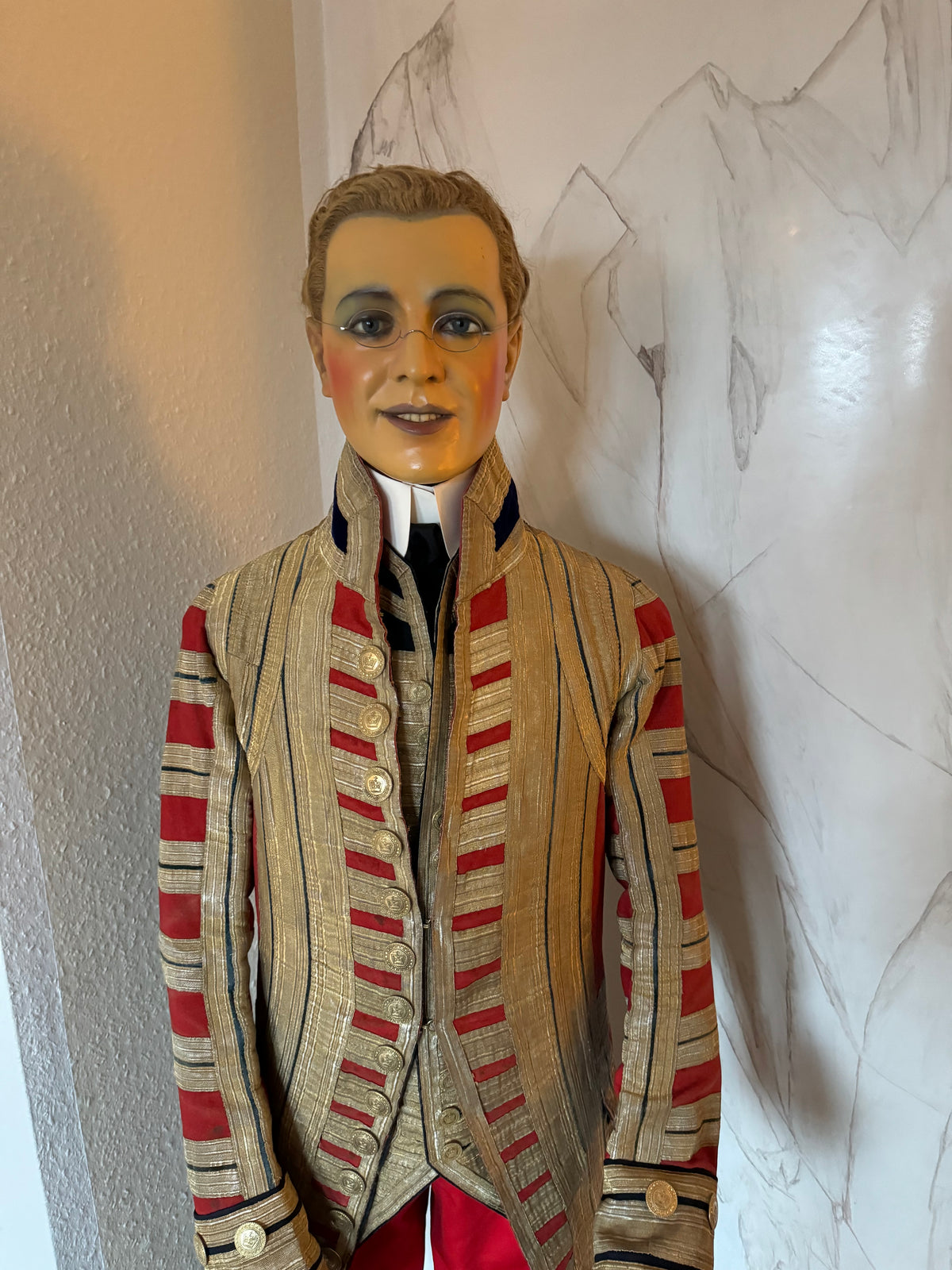 Authentic 19th Century Royal Hanoverian Uniform – Footman’s Livery with Gold Braid