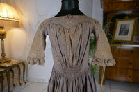 Robe de fille Biedermeier, vers 1845