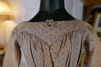 Robe de fille Biedermeier, vers 1845