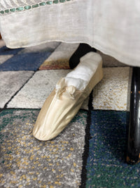 A Lady’s Legacy: Regency-to-Romantic Garments of Mary Newhall, England, ca. 1828