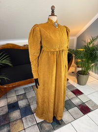 Antique Regency Gown in Gold Moiré Silk, ca. 1815-1820