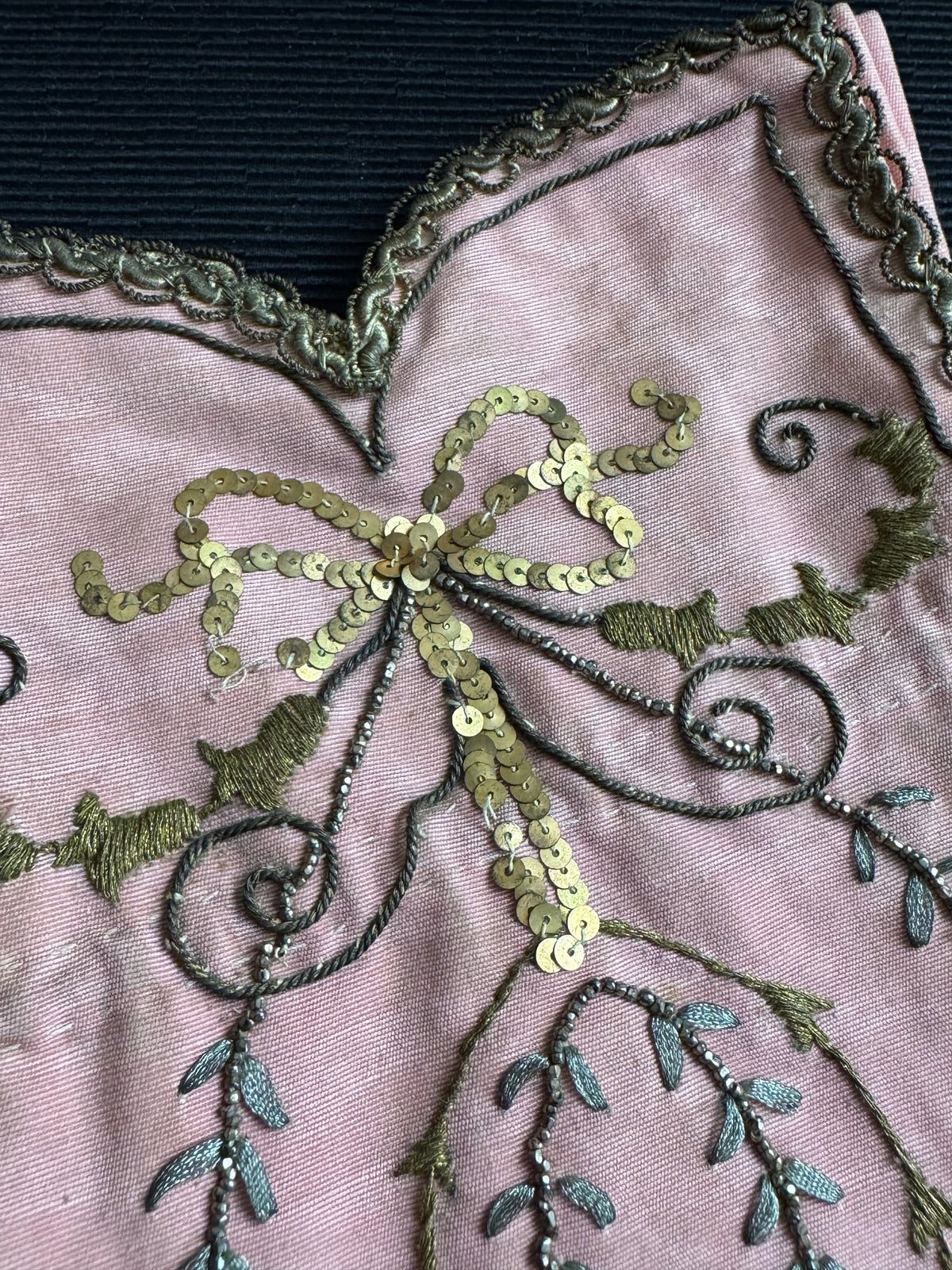 Regency Metalwork Reticule, ca. 1810 – Pink Moiré Grosgrain Bag with Silver & Gold Embroidery