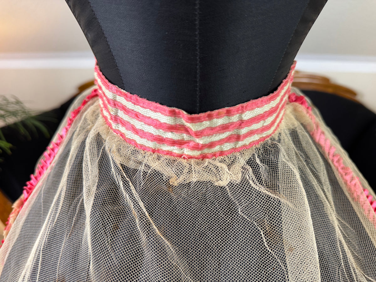 Jupe en tulle victorienne antique, vers 1858