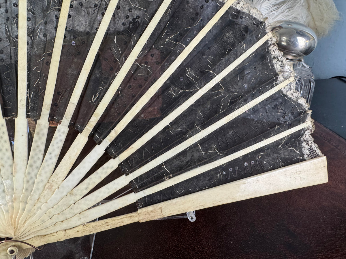 Lace Evening Fan ca. 1870 – Antique Fan in Duvelleroy Box