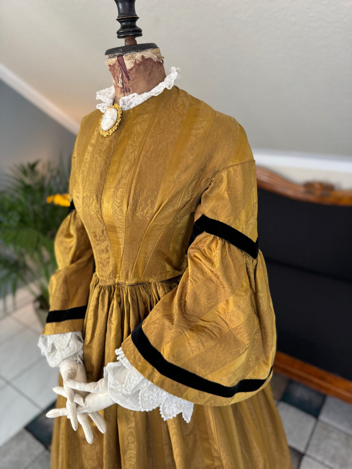 Antique Victorian Day Dress, ca. 1858