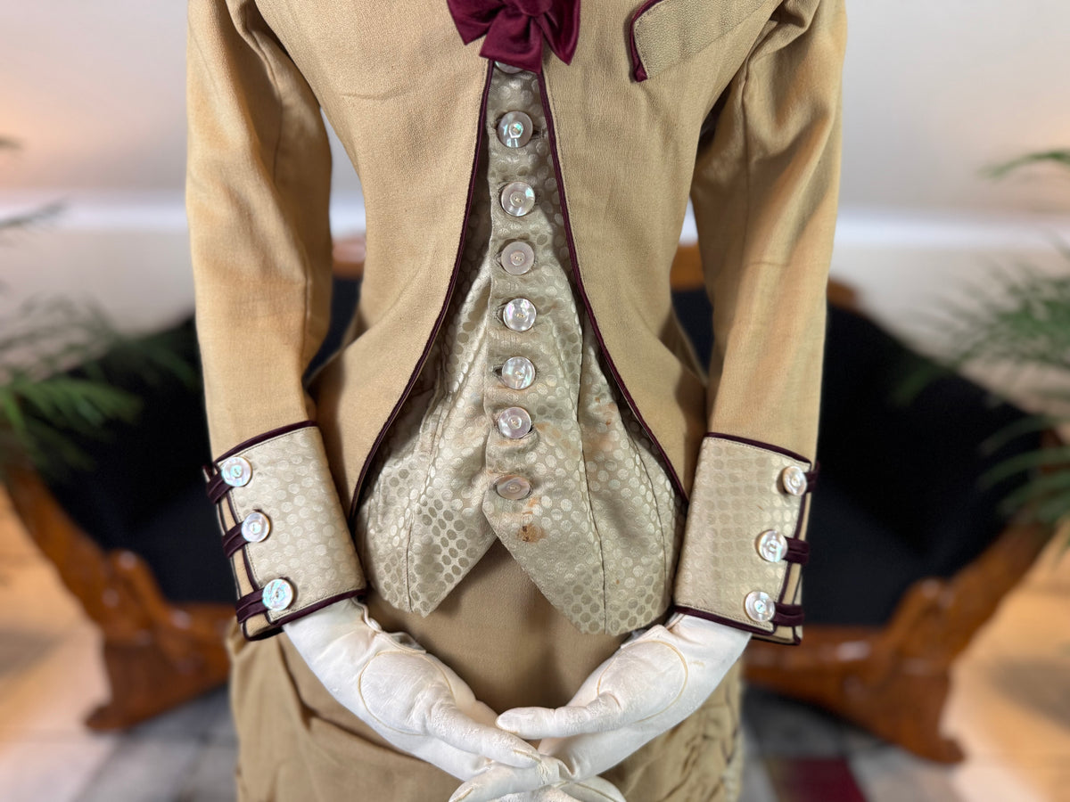 Robe de visite antique de style princesse, vers 1878