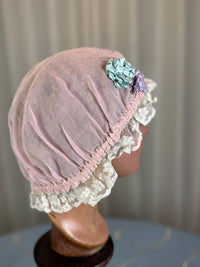 Casquette de boudoir violette antique, années 1920