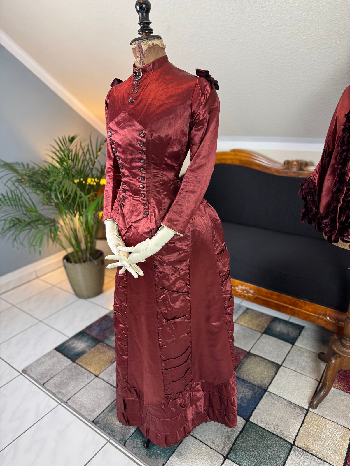 Ensemble de visite victorien antique, vers 1883