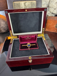 Presentation Pin from Emperor Wilhelm II – Rare Jewel by Court Jeweller Werner, Berlin