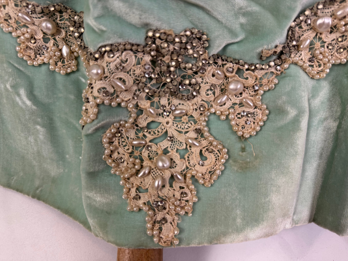 Antique ROUFF Paris Green Velvet Evening Dress – Victorian Couture ca. 1898