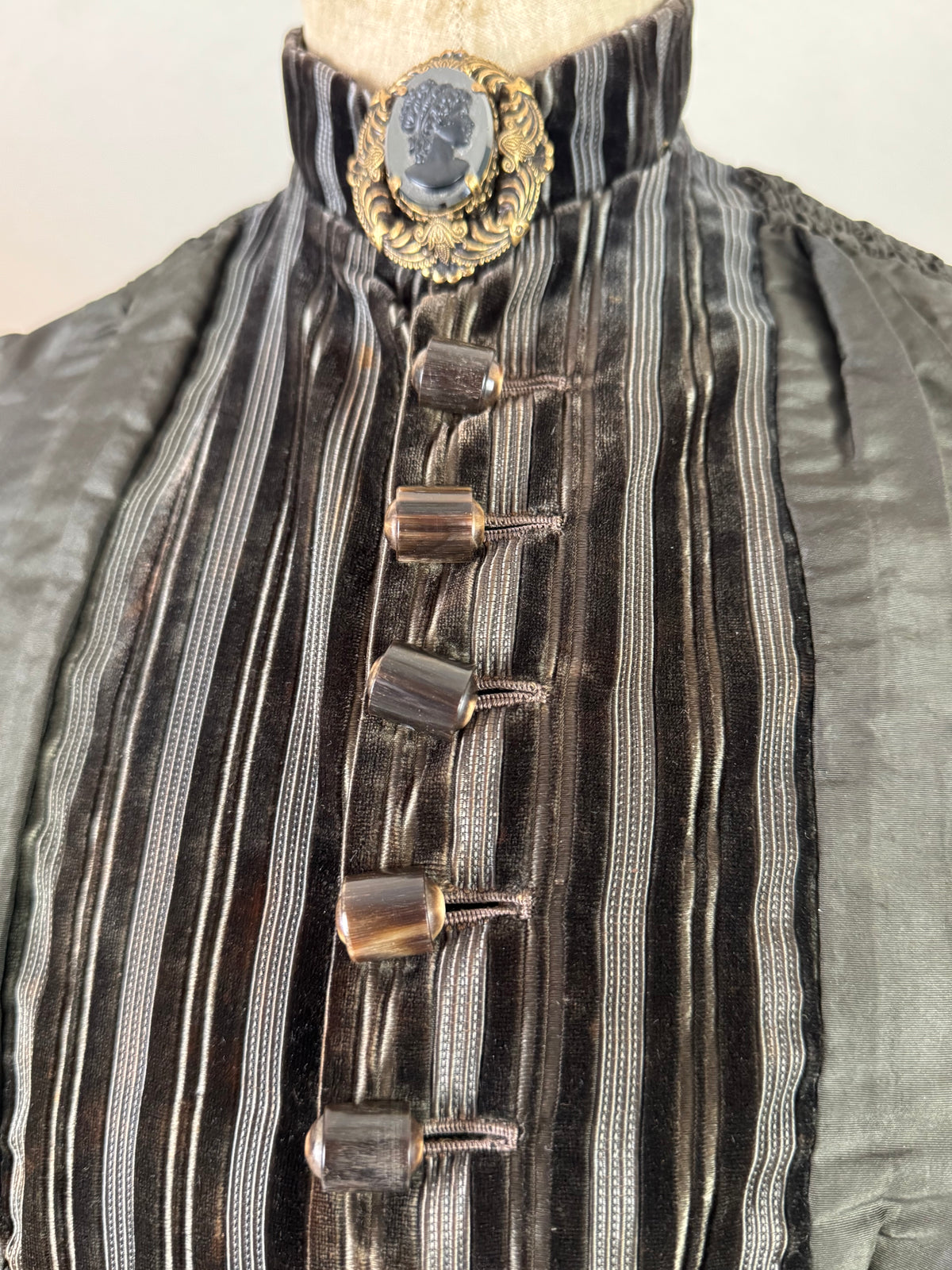 Antique Victorian Bustle Day Dress – American Satin Ensemble circa 1880
