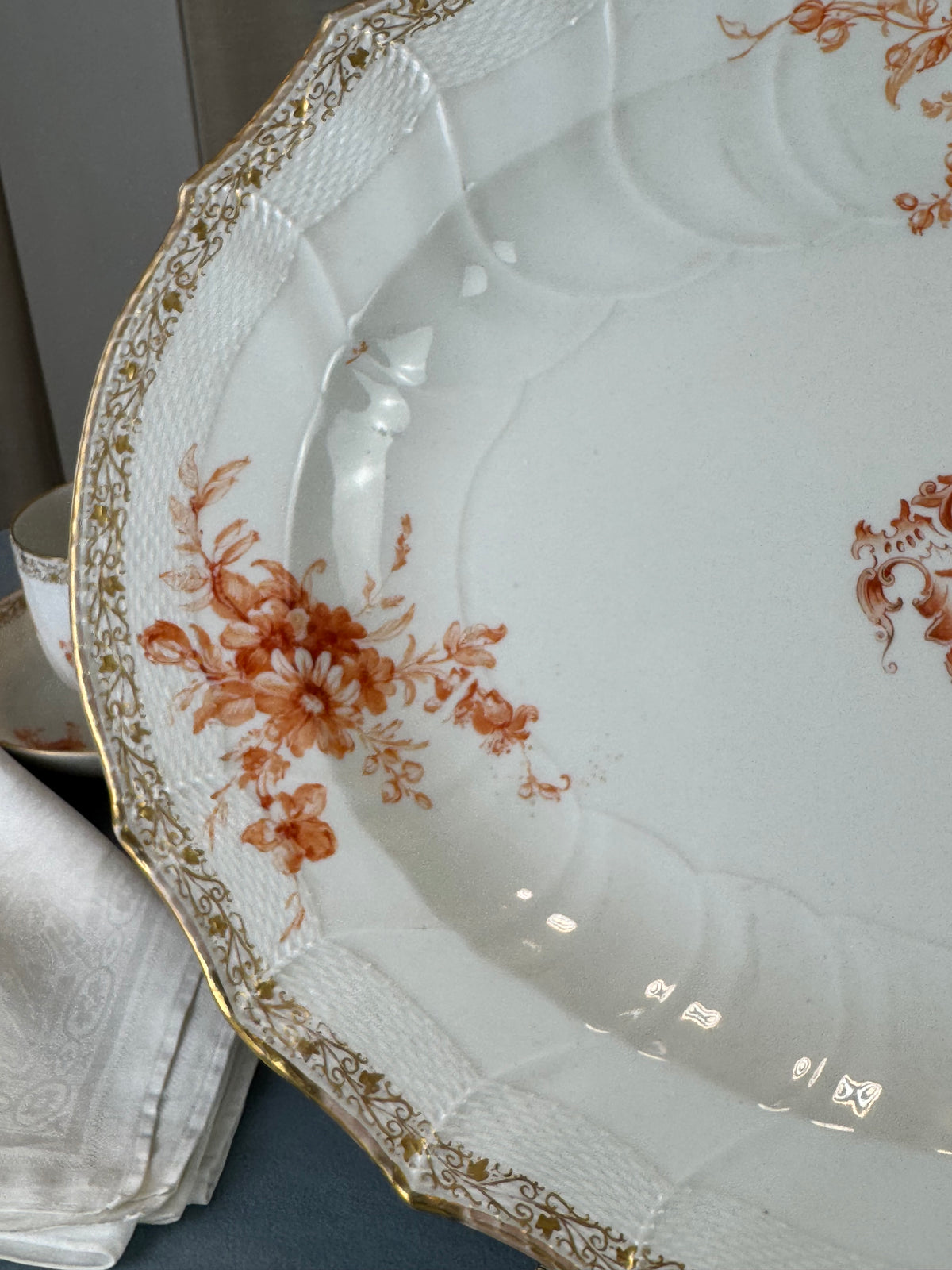 Neuosier Large Serving Platter, Kaiser Wilhelm II, ca. 1900
