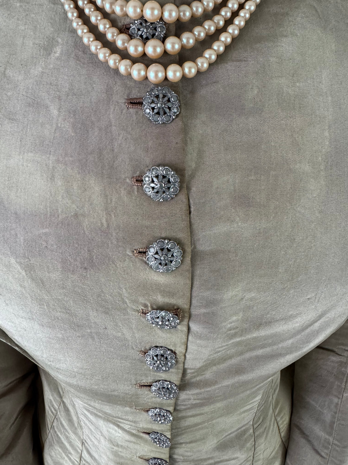 RILEY Silk Day Dress with Swallowtail Bodice, Stamford, ca. 1867