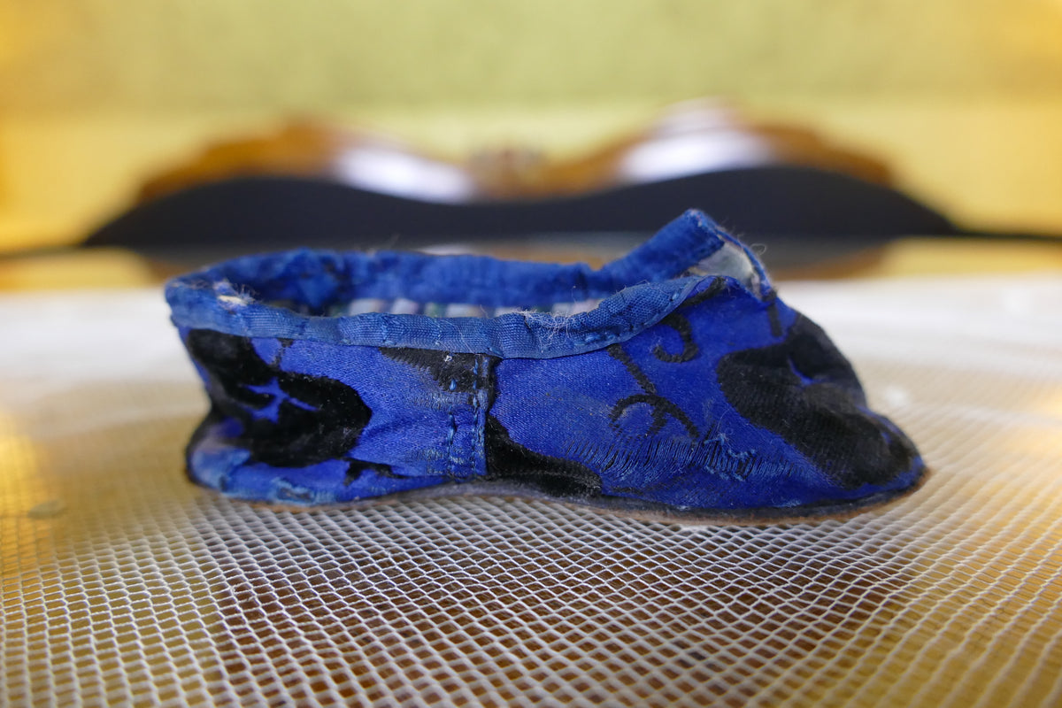 Antike Babyschuhe, ca. 1880