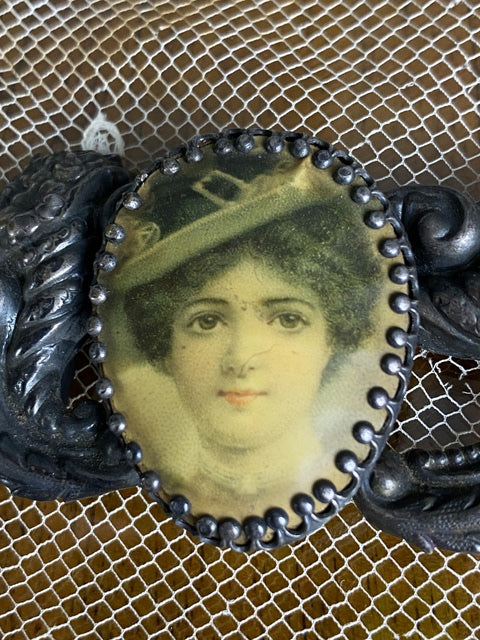 Belt Buckle Art Nouveau Motif, ca. 1908