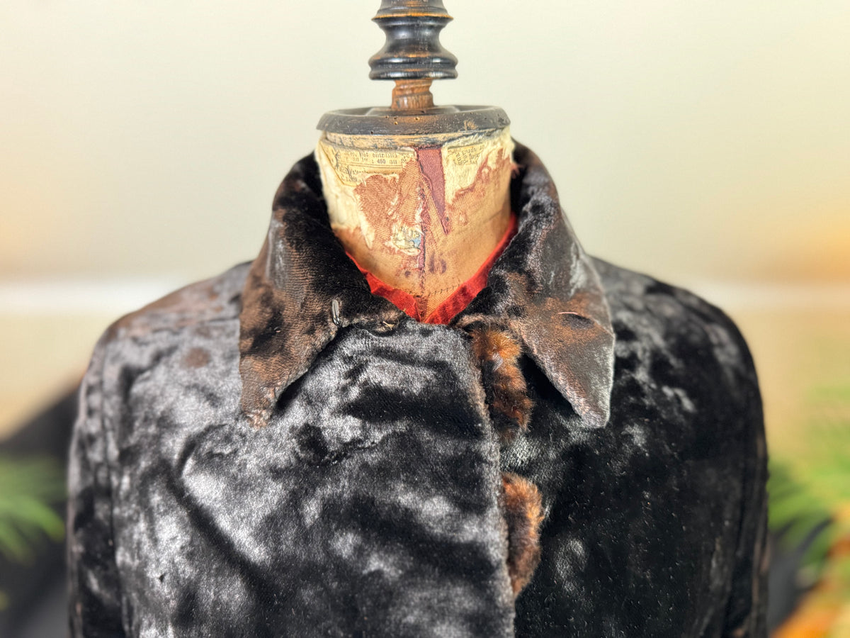 Antique Victorian Velvet Dolman, ca. 1880