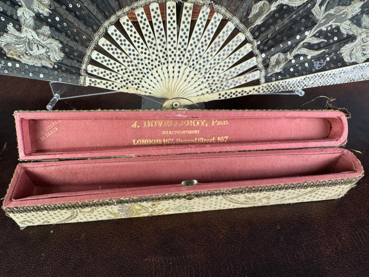 Lace Evening Fan ca. 1870 – Antique Fan in Duvelleroy Box