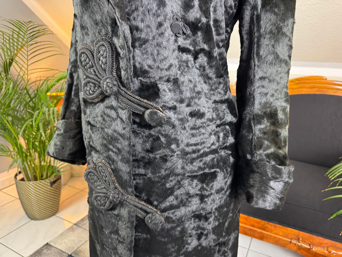 Edwardian ca. 1904 Long Black Faux Beaver‑Fur Coat – Victor Tailoring Co., Chicago