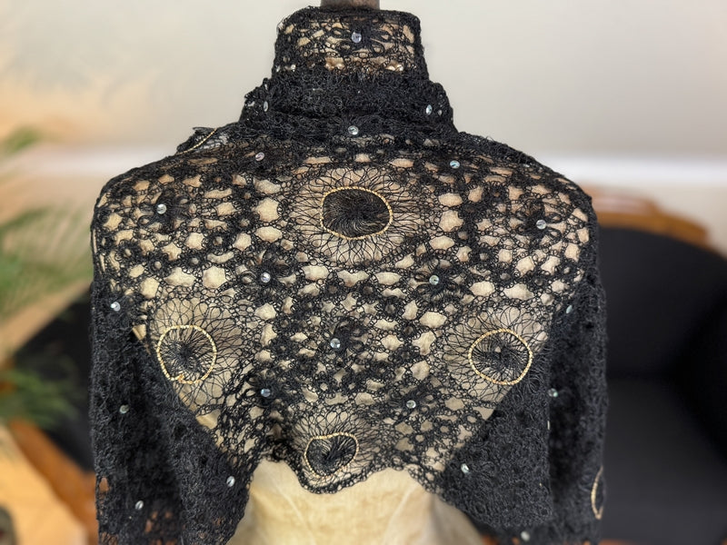 Crocheted Wool Shawl, ca. 1915