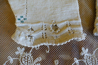 Gants Biedermeier anciens, datés de 1839