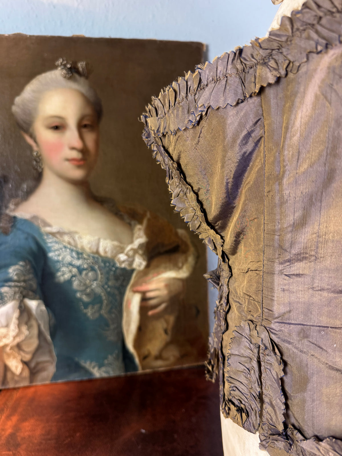 Rococo Bodice for a Young Girl, France, c. 1780 – Antique 18th‑Century Hand‑Sewn Garment