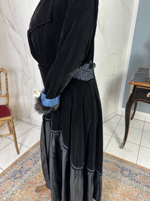 Velvet Coat, America, ca. 1915