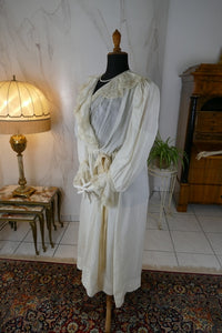 Nightgown, ca. 1897