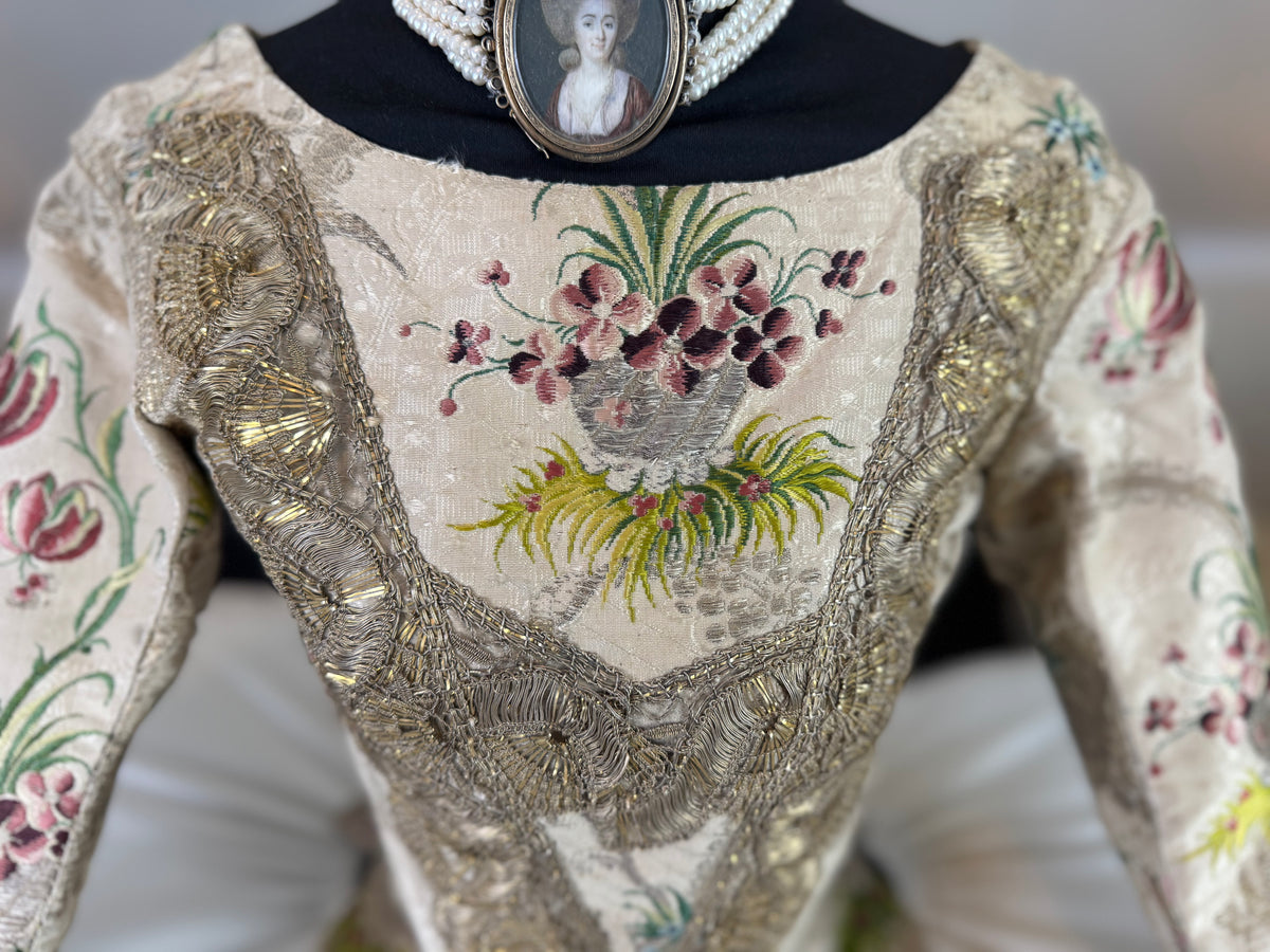 Rare Rococo Bodice, ca. 1765 – Hand‑Stitched French 18th‑Century Garment