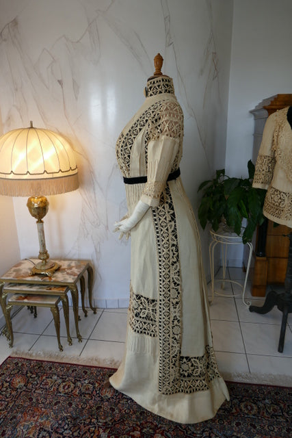 Elegant Walking Ensemble, ca. 1906