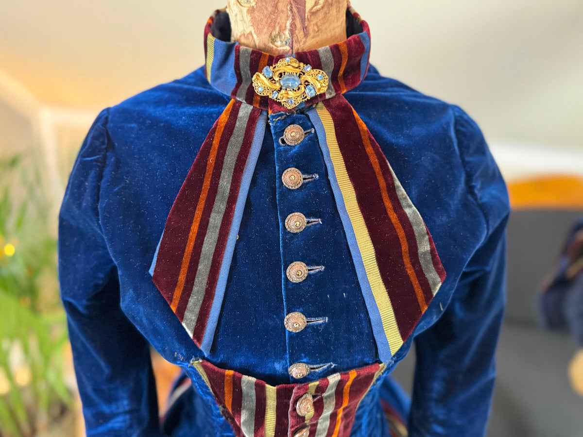 Winter Visiting Gown, America, ca. 1885 // Winter-Besuchskleid, Amerika, ca. 1885