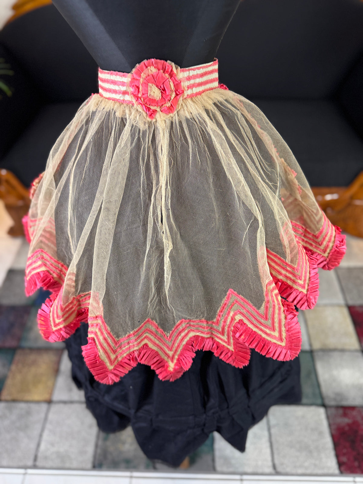 Jupe en tulle victorienne antique, vers 1858