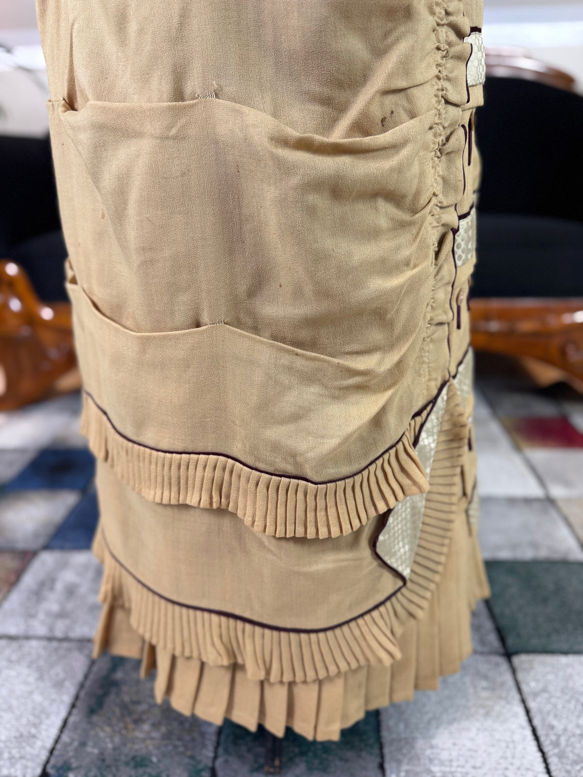 Robe de visite antique de style princesse, vers 1878