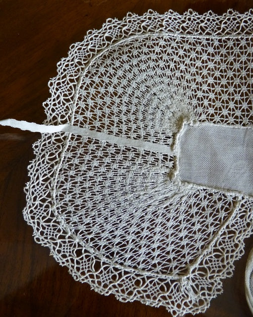 Alsatian Lace Bonnet, ca. 1890 – Traditional Regional Headwear, Very Good Condition