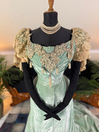 Antique ROUFF Paris Green Velvet Evening Dress – Victorian Couture ca. 1898