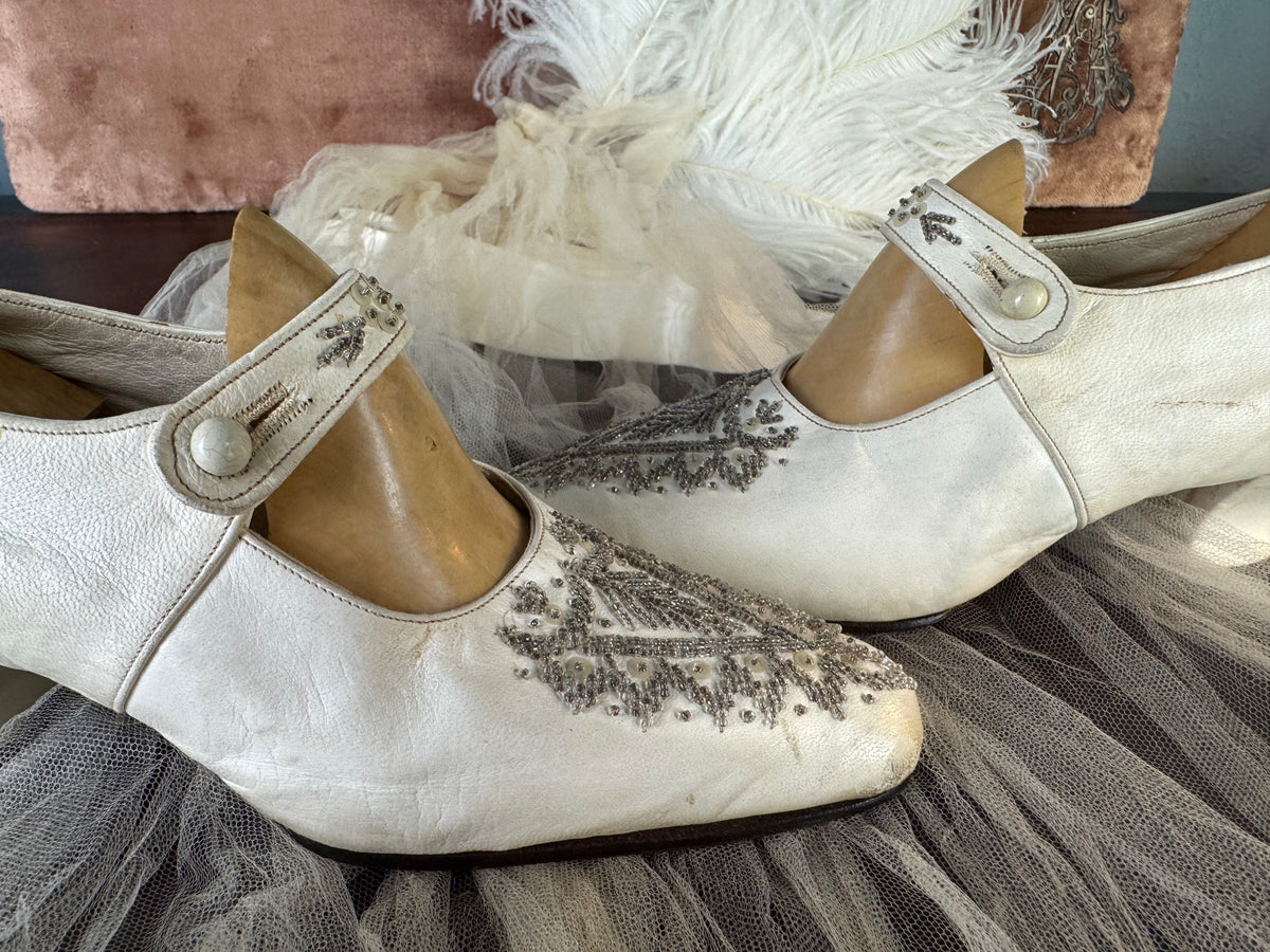 Antique Evening Shoes in Goatskin Leather, England, ca. 1907