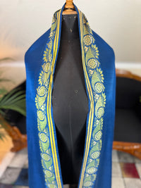 Rococo Elegance in Spitalfields Silk – Antique Stole, ca. 1790